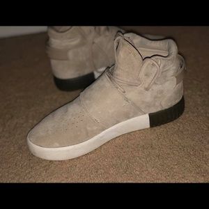 Adidas Women’s High Top Shoes